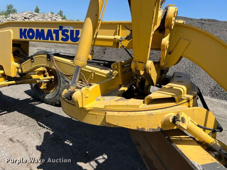 image for item EM2529 Komatsu GD650 motor grader