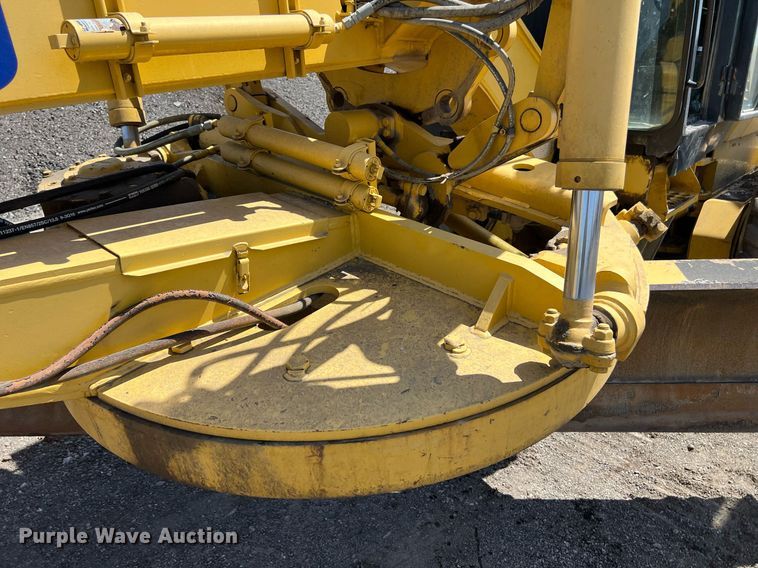 image for item EM2529 Komatsu GD650 motor grader