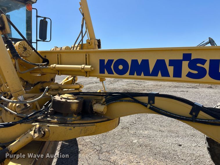 image for item EM2529 Komatsu GD650 motor grader