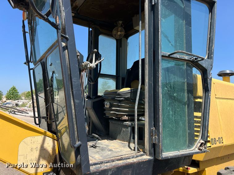 image for item EM2529 Komatsu GD650 motor grader