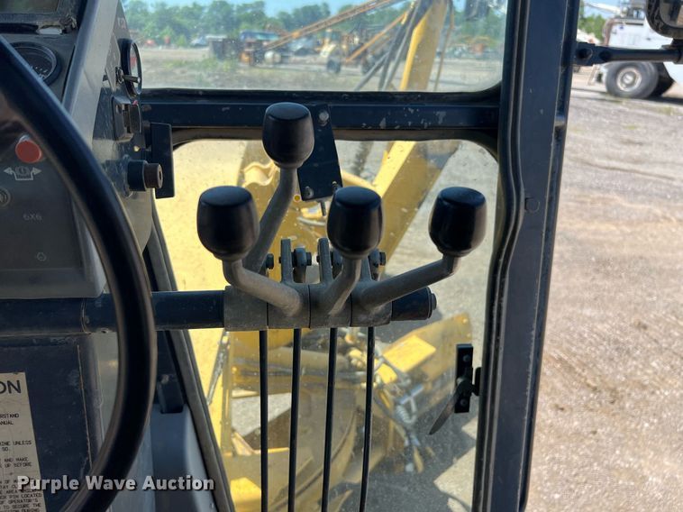 image for item EM2529 Komatsu GD650 motor grader