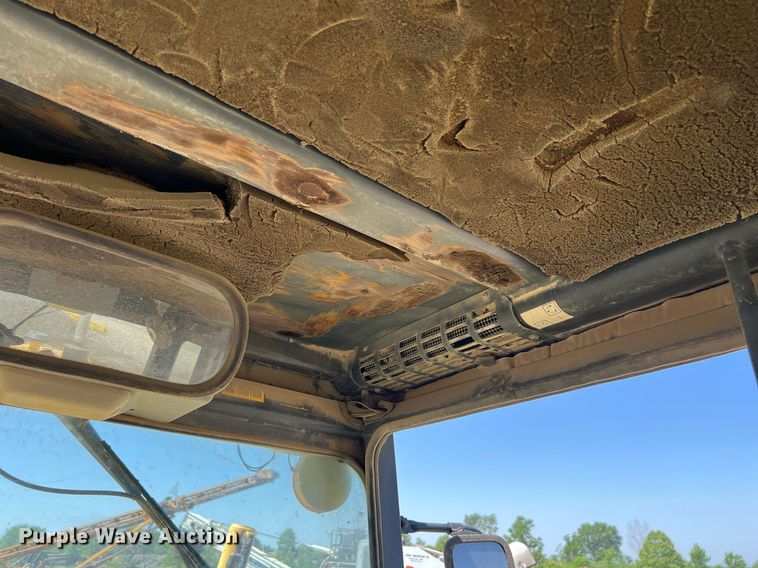 image for item EM2529 Komatsu GD650 motor grader