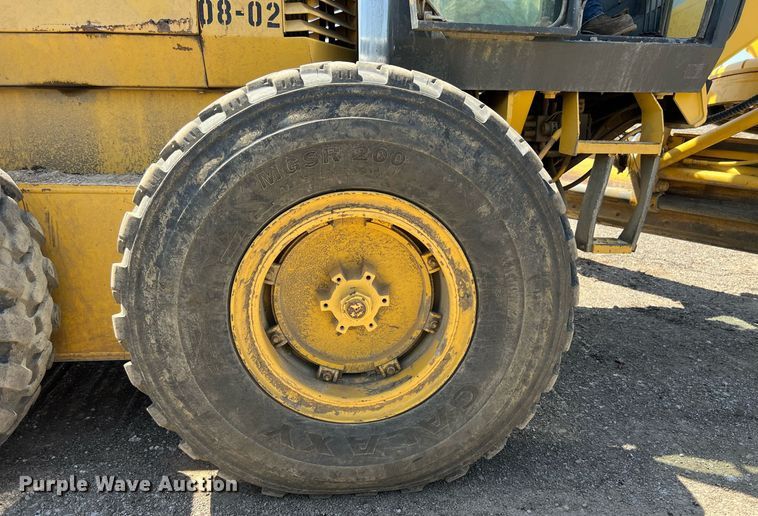 image for item EM2529 Komatsu GD650 motor grader