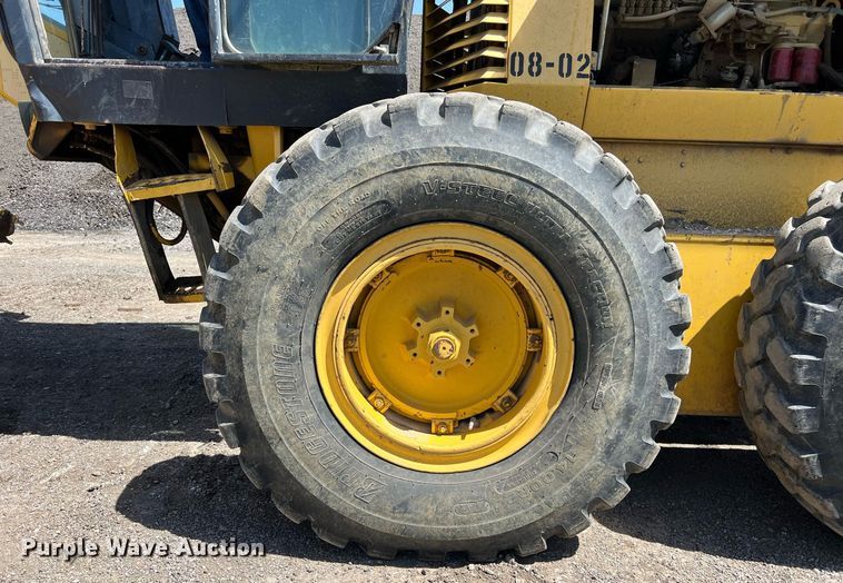 image for item EM2529 Komatsu GD650 motor grader