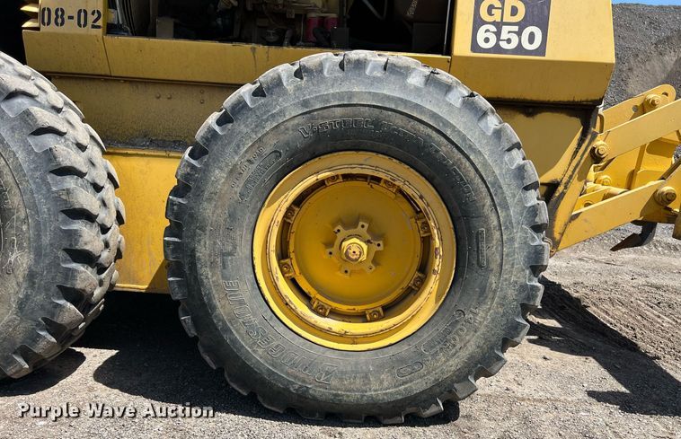 image for item EM2529 Komatsu GD650 motor grader