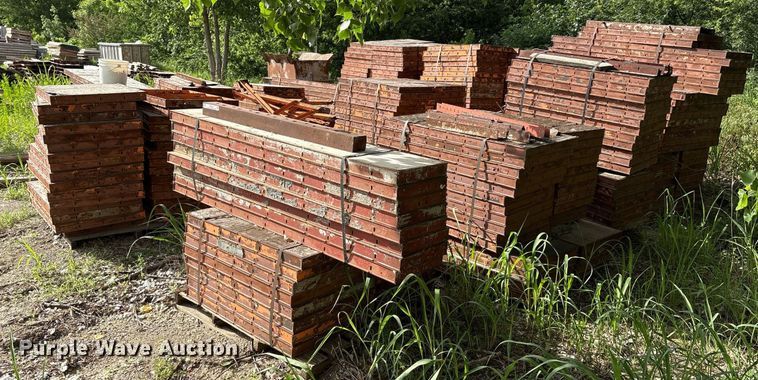 image for item EM2536 Concrete forms