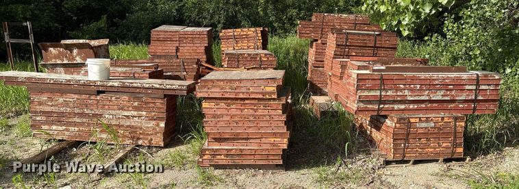 image for item EM2536 Concrete forms