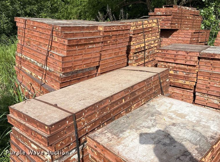 image for item EM2536 Concrete forms