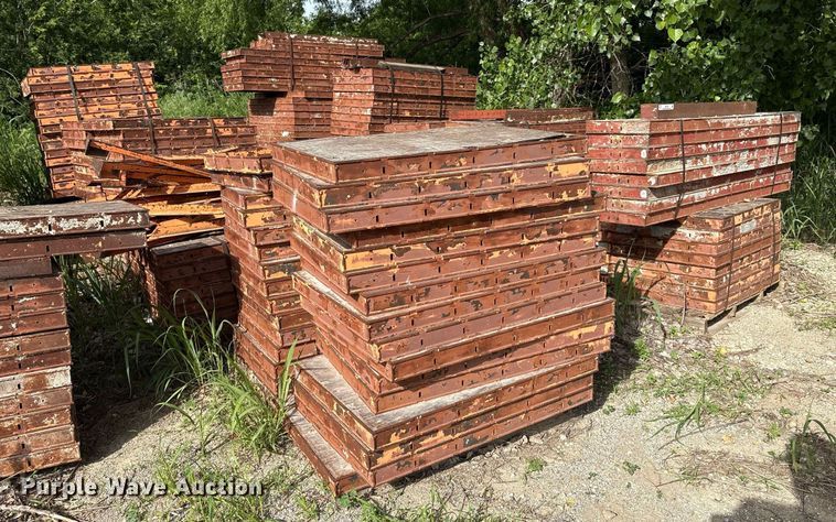 image for item EM2536 Concrete forms