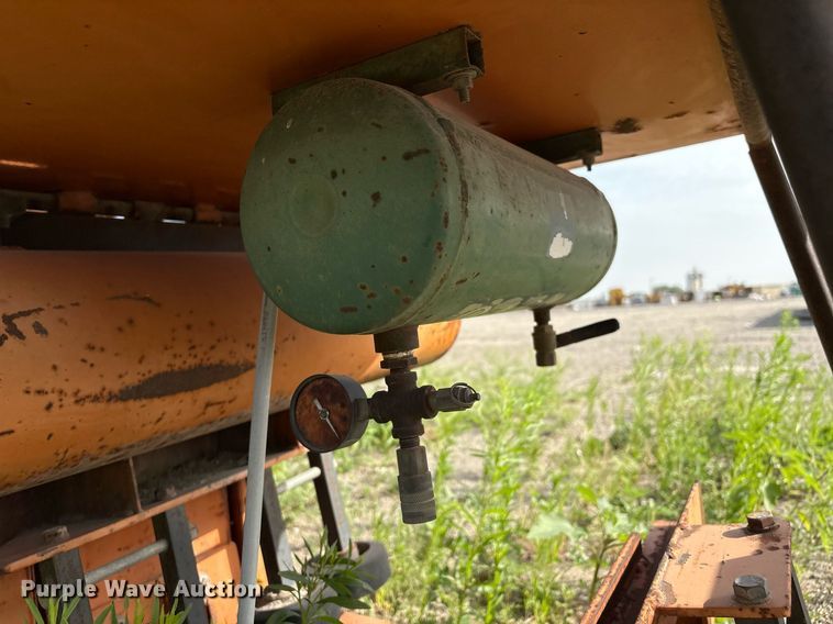 image for item EM2537 MBW curb machine