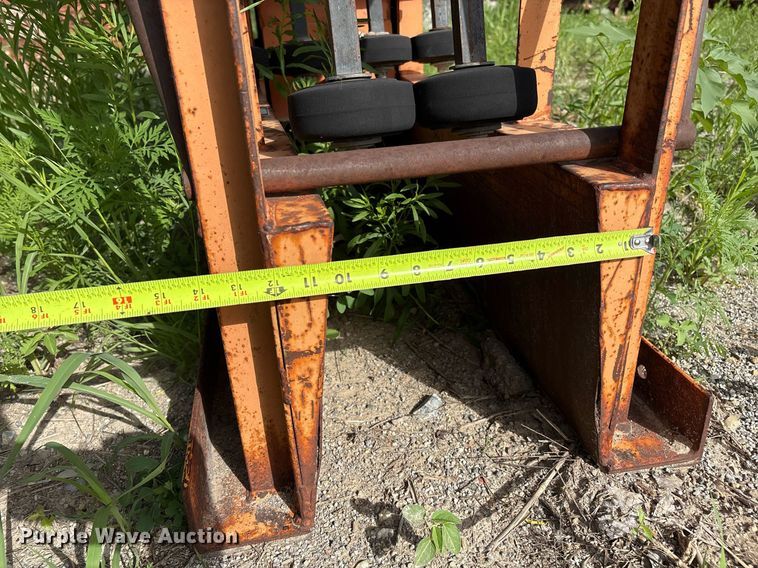 image for item EM2537 MBW curb machine