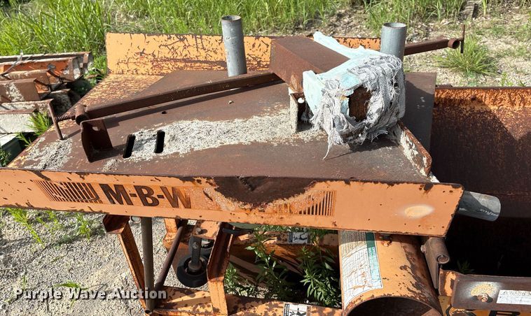 image for item EM2537 MBW curb machine