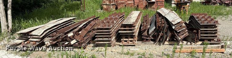 image for item EM2539 (67) concrete forms