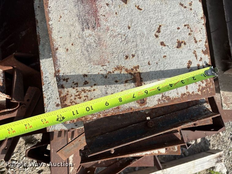 image for item EM2539 (67) concrete forms