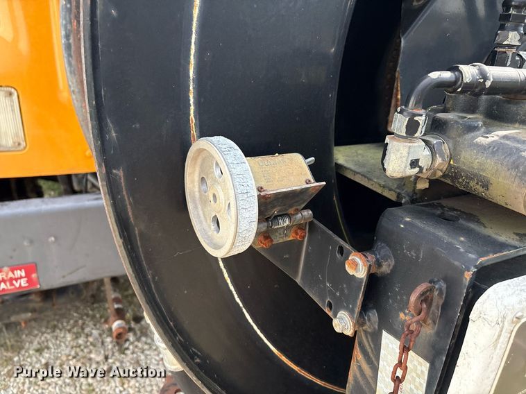 image for item EM2549 2000 International 4900 sewer jetter truck