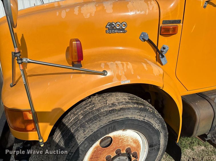 image for item EM2549 2000 International 4900 sewer jetter truck