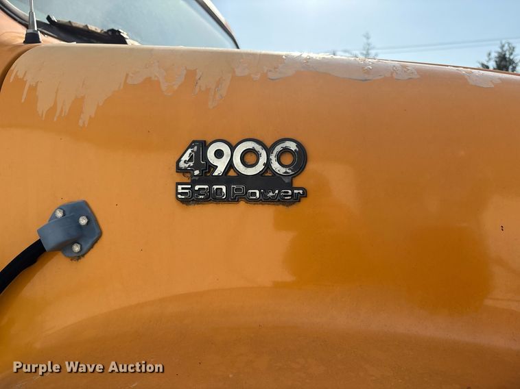 image for item EM2549 2000 International 4900 sewer jetter truck