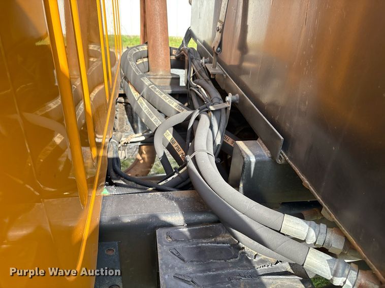 image for item EM2549 2000 International 4900 sewer jetter truck