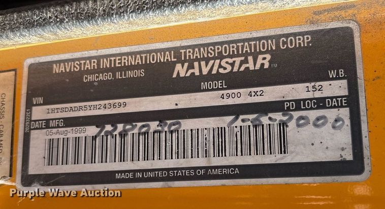 image for item EM2549 2000 International 4900 sewer jetter truck