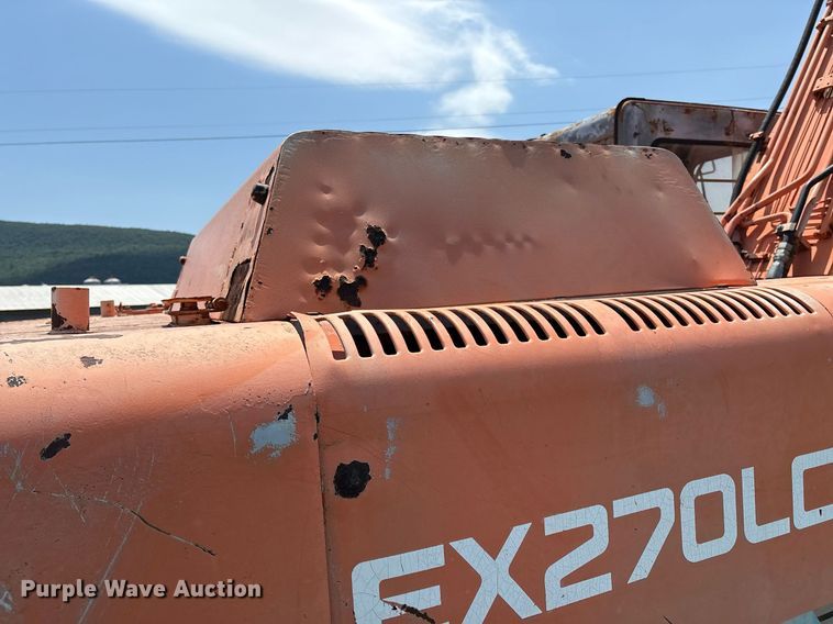 image for item EM2565 1995 Hitachi EX270LC excavator