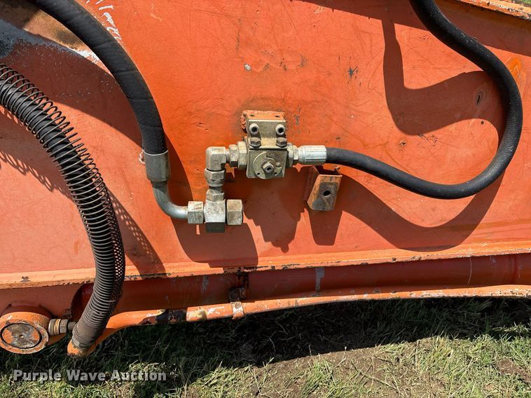 image for item EM2565 1995 Hitachi EX270LC excavator