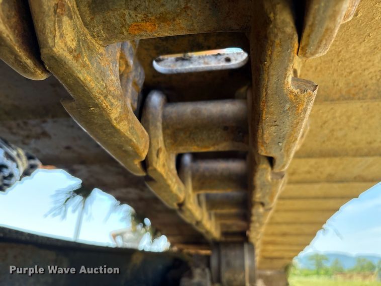 image for item EM2565 1995 Hitachi EX270LC excavator