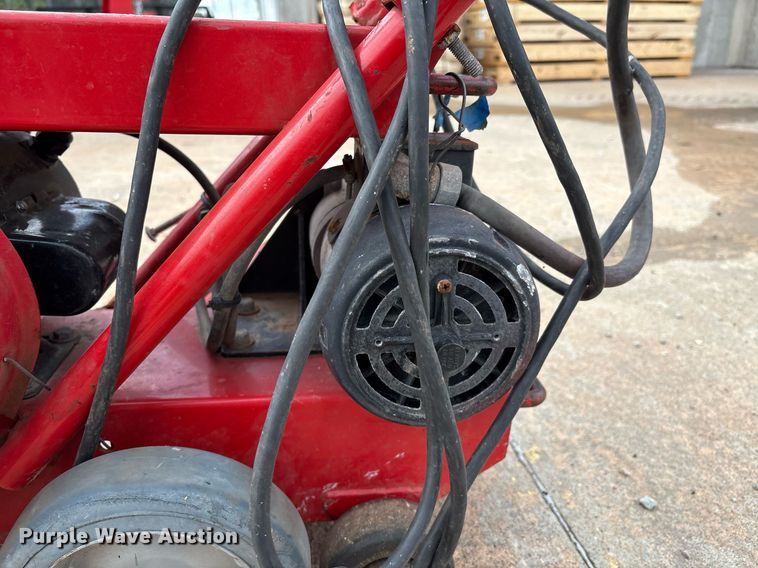 image for item EM2572 Taylor Tools 464-R floor stripper