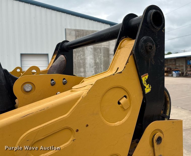 image for item EM2573 2019 Caterpillar 259D3 tracked skid steer loader