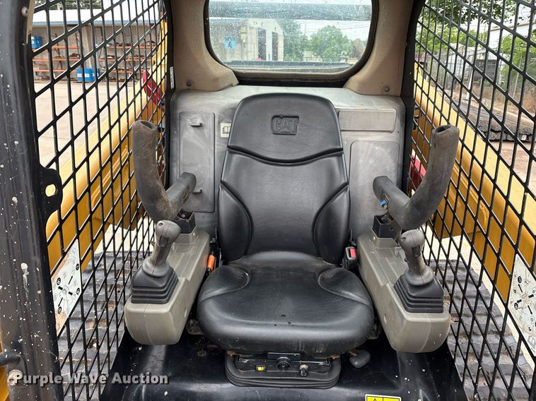 image for item EM2573 2019 Caterpillar 259D3 tracked skid steer loader