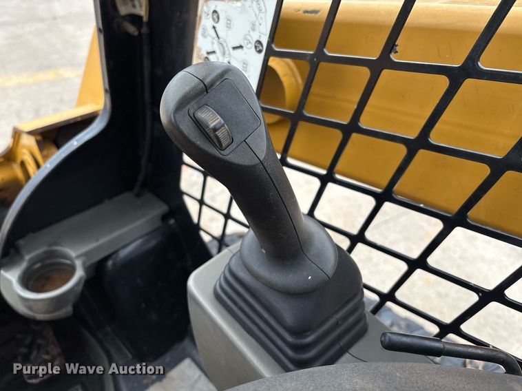 image for item EM2573 2019 Caterpillar 259D3 tracked skid steer loader