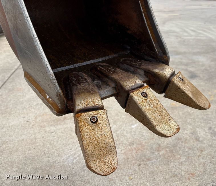 image for item EM2574 2019 John Deere 17G mini excavator