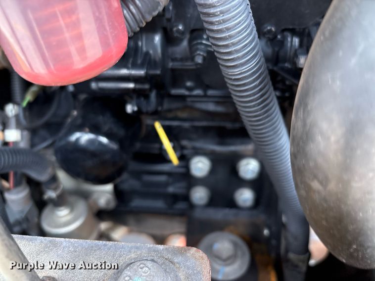 image for item EM2574 2019 John Deere 17G mini excavator