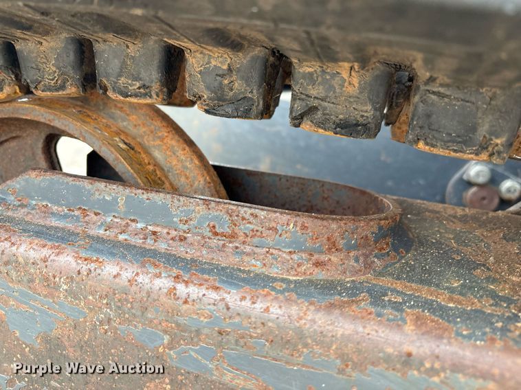 image for item EM2574 2019 John Deere 17G mini excavator