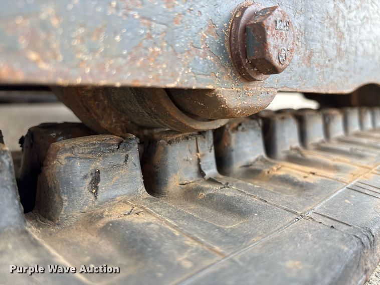 image for item EM2574 2019 John Deere 17G mini excavator