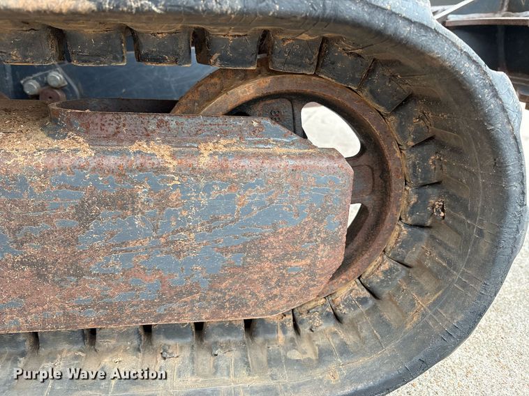 image for item EM2574 2019 John Deere 17G mini excavator