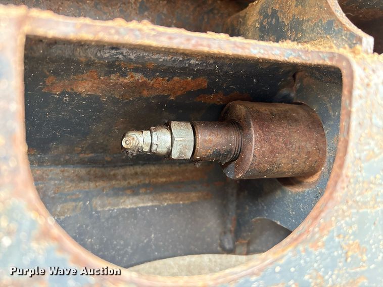 image for item EM2574 2019 John Deere 17G mini excavator