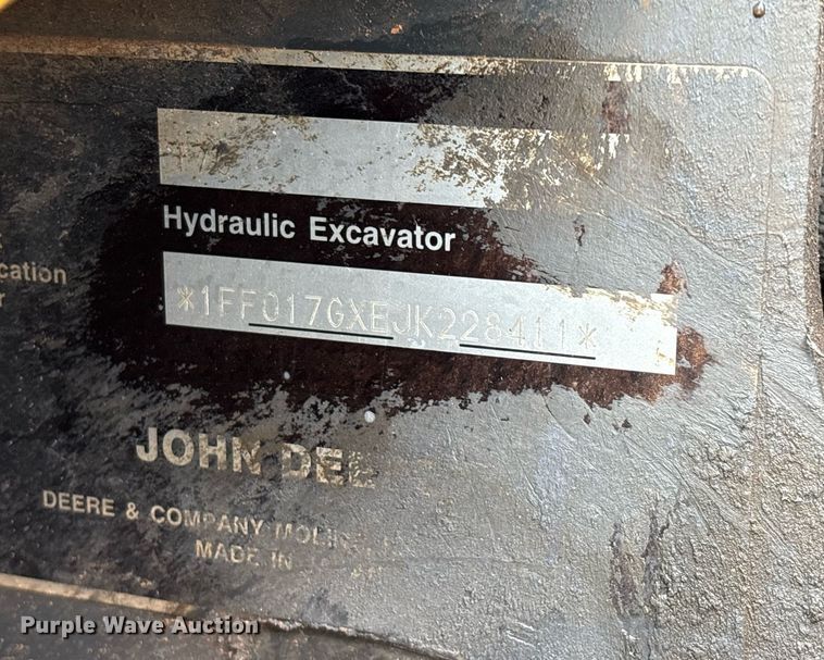 image for item EM2574 2019 John Deere 17G mini excavator