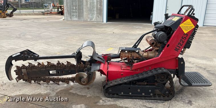 image for item EM2575 Barretto trencher