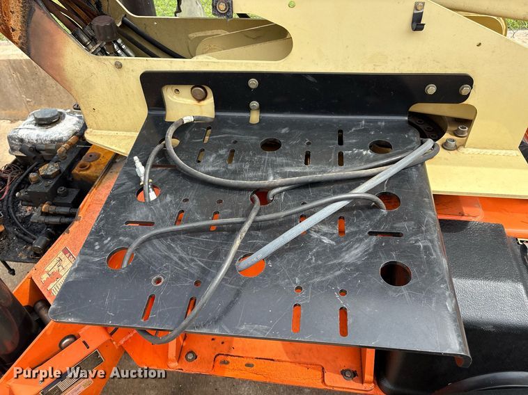 image for item EM2576 2019 JLG T500J boom lift