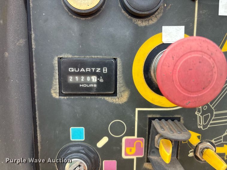 image for item EM2576 2019 JLG T500J boom lift