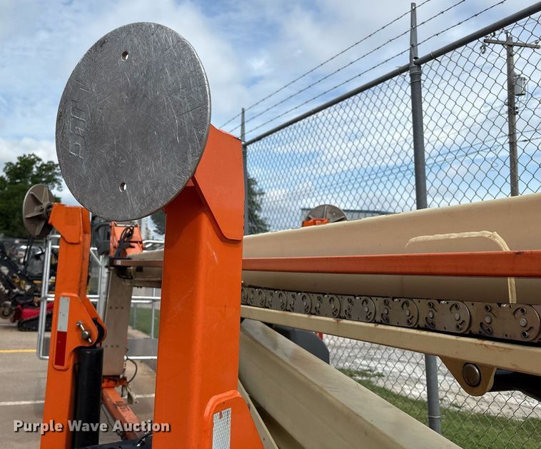 image for item EM2576 2019 JLG T500J boom lift