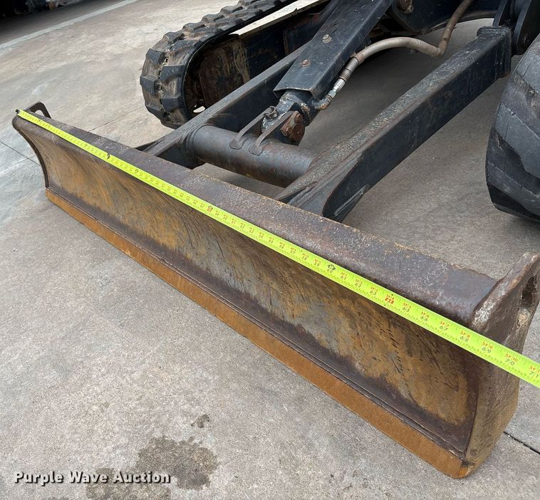 image for item EM2578 2019 John Deere 35G mini excavator