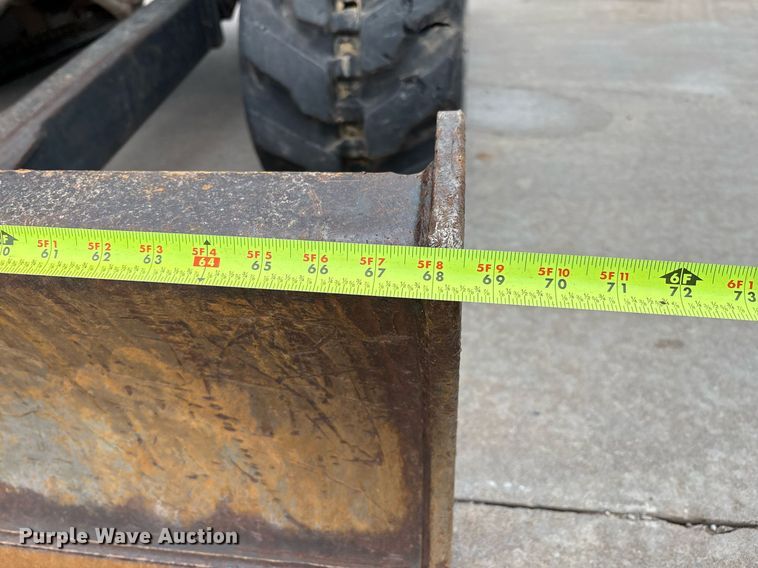 image for item EM2578 2019 John Deere 35G mini excavator