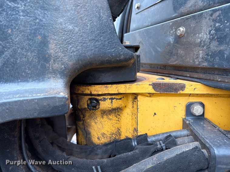 image for item EM2578 2019 John Deere 35G mini excavator