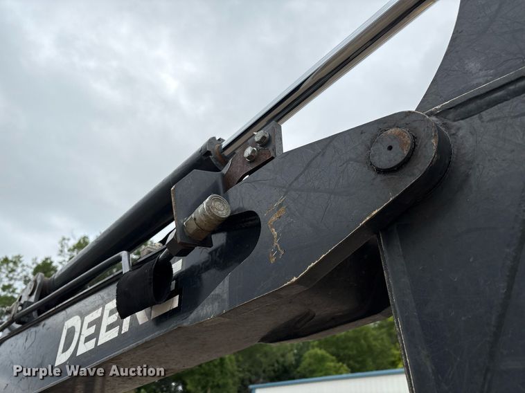 image for item EM2578 2019 John Deere 35G mini excavator