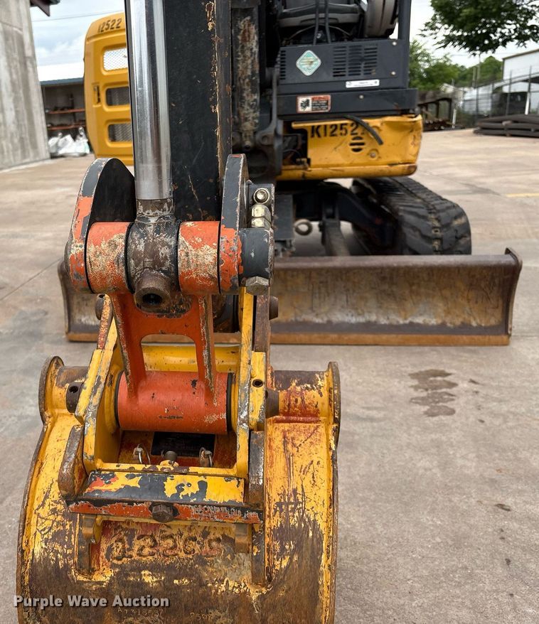 image for item EM2578 2019 John Deere 35G mini excavator