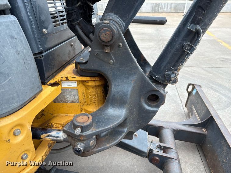 image for item EM2578 2019 John Deere 35G mini excavator