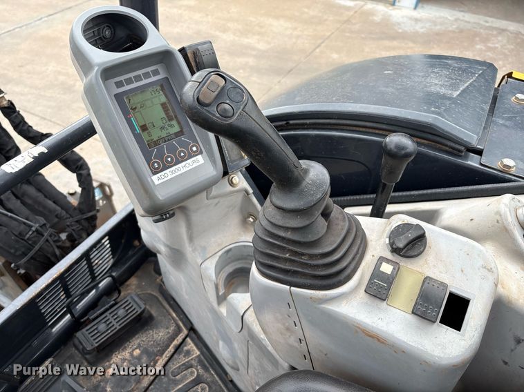 image for item EM2578 2019 John Deere 35G mini excavator