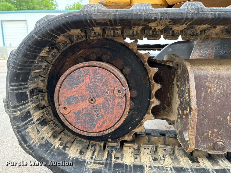 image for item EM2578 2019 John Deere 35G mini excavator