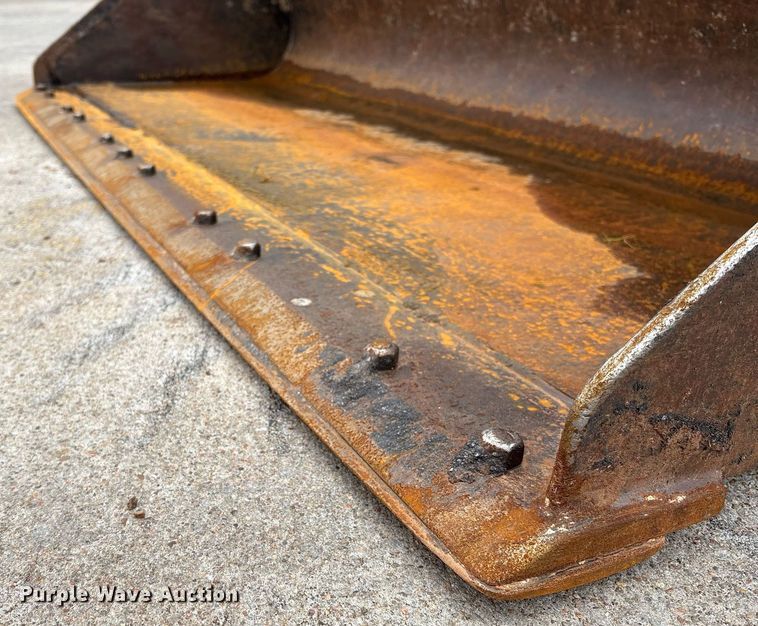 image for item EM2579 2020 Caterpillar 226D3 skid steer loader